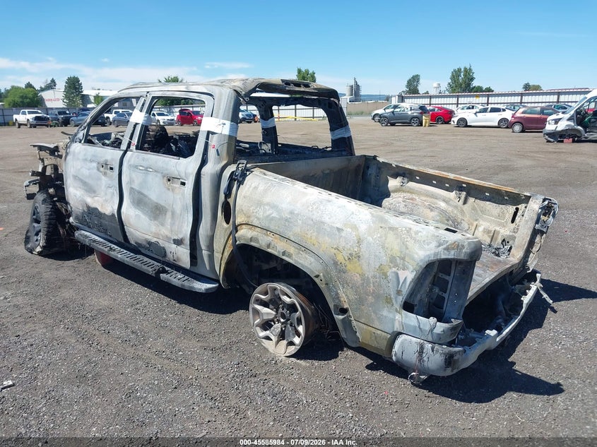 Vin: 1c6srfu98nn407513, lot: 46084337, ram 1500 trx  4x4 5'7 box 20223