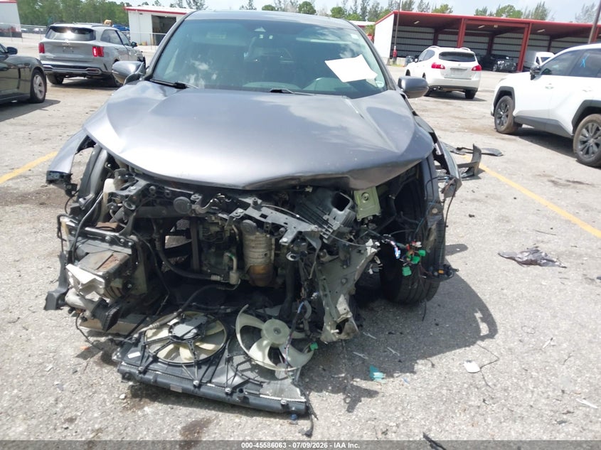 2017 HONDA CR-V auction photo 6
