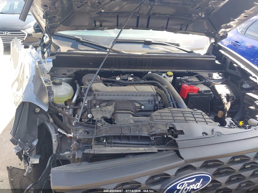 2025 Ford Maverick Xlt VIN: 3FTTW8JA0SRA16042 Lot: 45586087