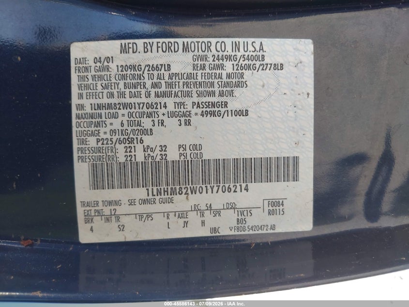 2001 Lincoln Town Car Signature VIN: 1LNHM82W01Y706214 Lot: 45586143
