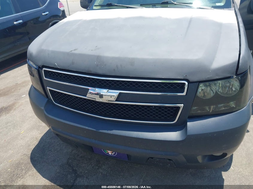 2009 CHEVROLET SUBURBAN 1500 auction photo 6