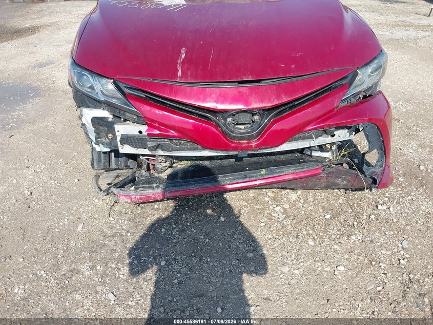 2019 TOYOTA CAMRY auction photo 6