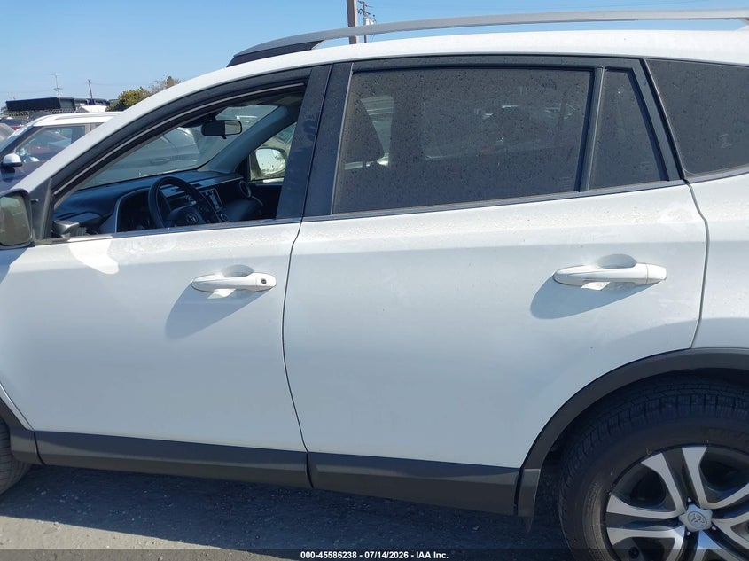2017 TOYOTA RAV4 LE — Photo 15