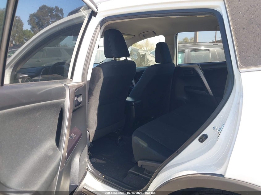2017 TOYOTA RAV4 LE — Photo 21