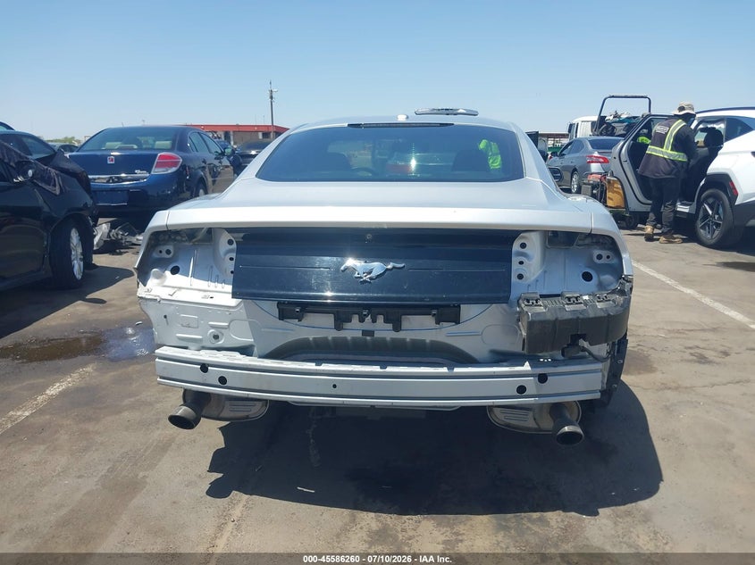 2019 FORD MUSTANG auction photo 6