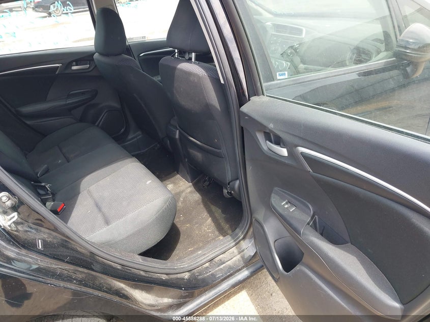 2020 Honda Fit Lx VIN: 3HGGK5H40LM705445 Lot: 45586288