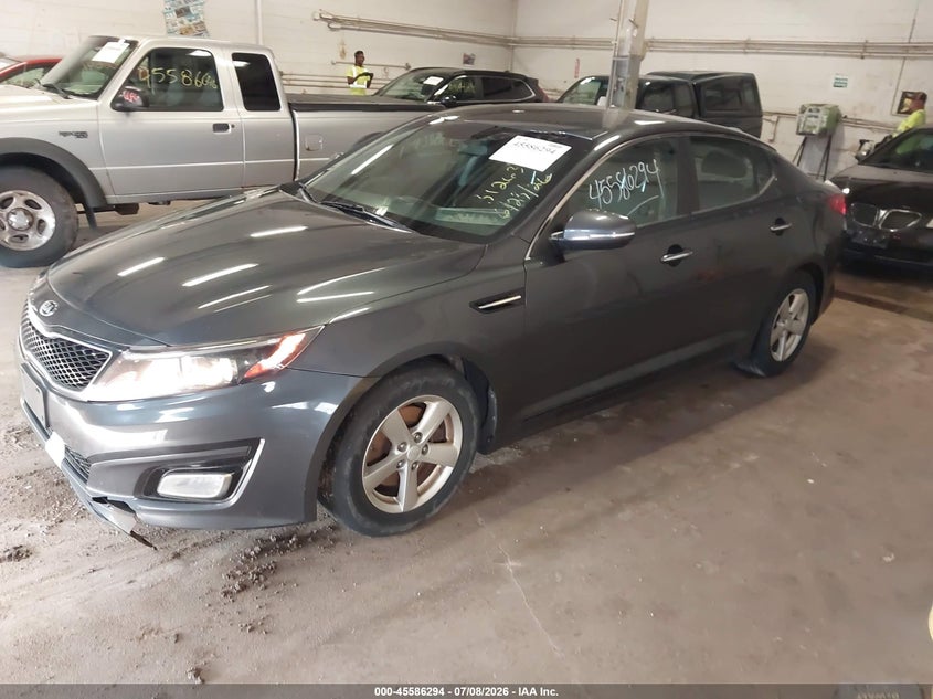 2015 Kia Optima Lx KNAGM4A73F5635633 photo 1