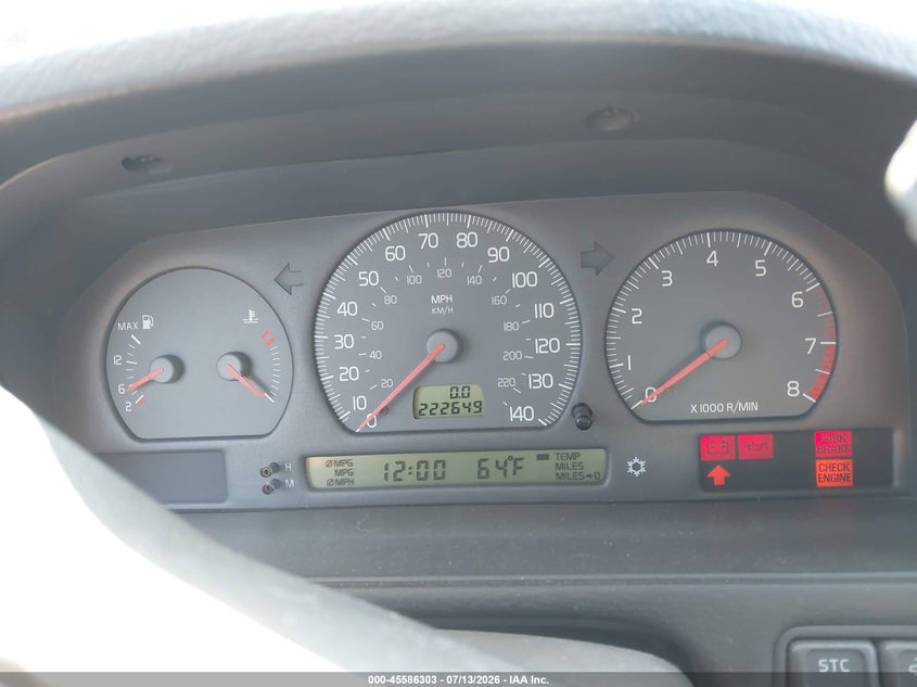 1999 VOLVO S70 auction photo 7