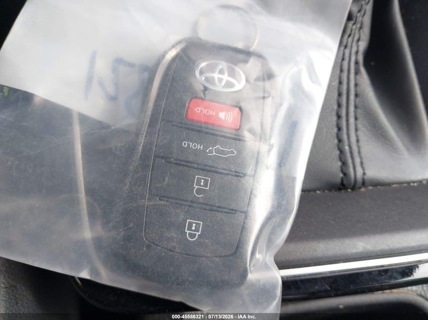 2026 Toyota Corolla Cross Xle VIN: 7MUDAABG5TV149557 Lot: 45586321
