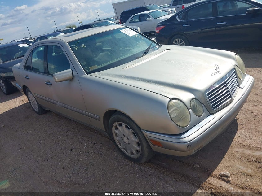 1997 MERCEDES-BENZ E 320 auction photo 1