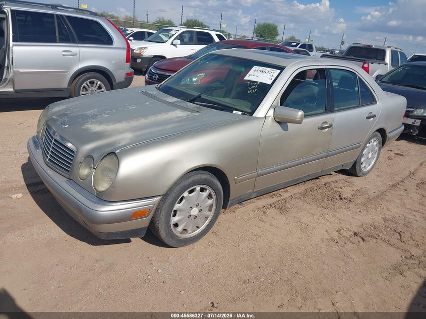 1997 MERCEDES-BENZ E 320 auction photo 2