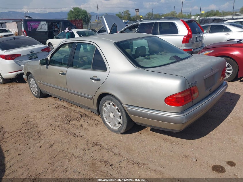 1997 MERCEDES-BENZ E 320 auction photo 3
