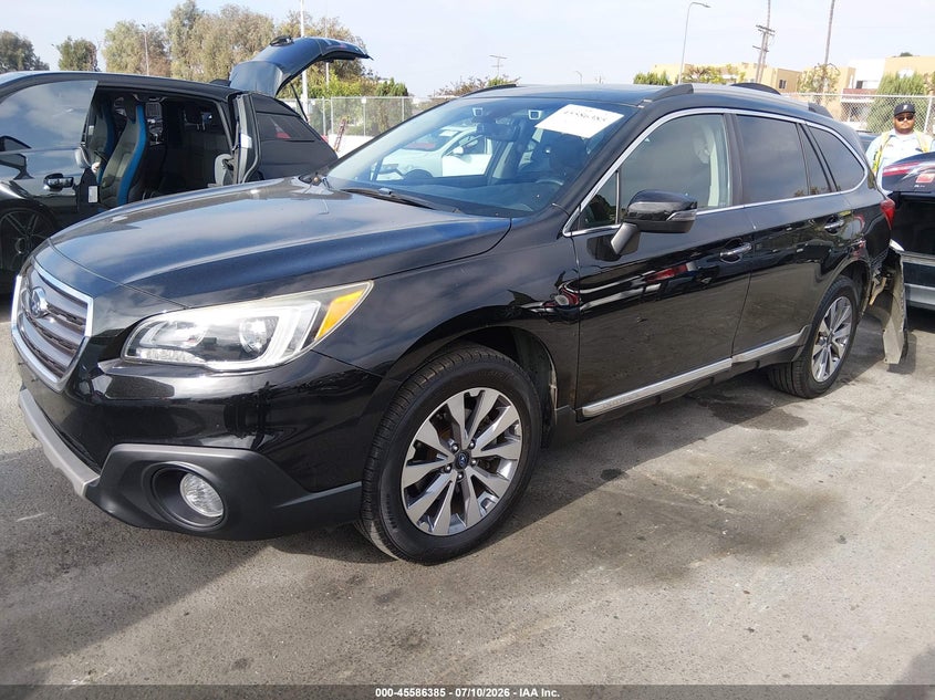 2017 Subaru Outback, Левый зад, IAAI, VIN 4S4BSATC3H3229969 — фото 2