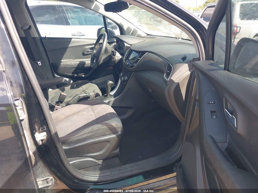 2019 CHEVROLET TRAX auction photo 5