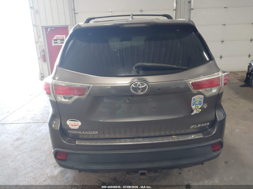 TOYOTA HIGHLANDER - zdjęcie 16