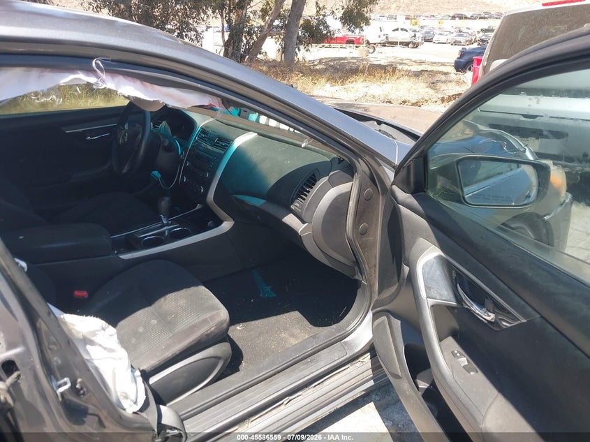 2014 NISSAN ALTIMA auction photo 5