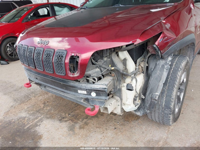 2019 Jeep Cherokee Trailhawk Elite 4X4 VIN: 1C4PJMBN4KD100688 Lot: 45586615