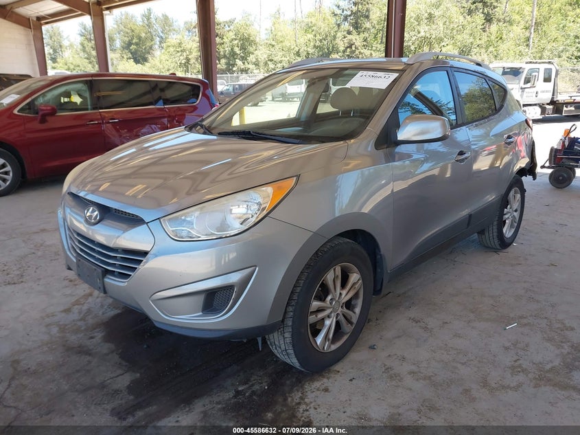 2011 Hyundai Tucson, Удар ззаду, IAAI, VIN KM8JU3AC8BU128870 — фото 2