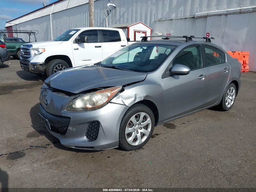 Vin: jm1bl1ug7c1582481, lot: 46084995, mazda mazda3 i sport 20122