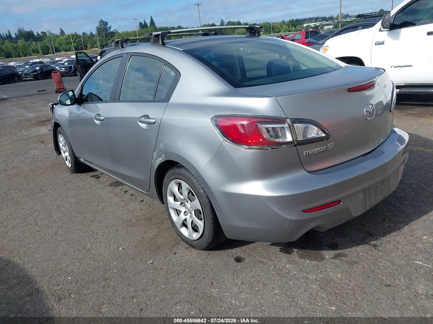 Vin: jm1bl1ug7c1582481, lot: 46084995, mazda mazda3 i sport 20123