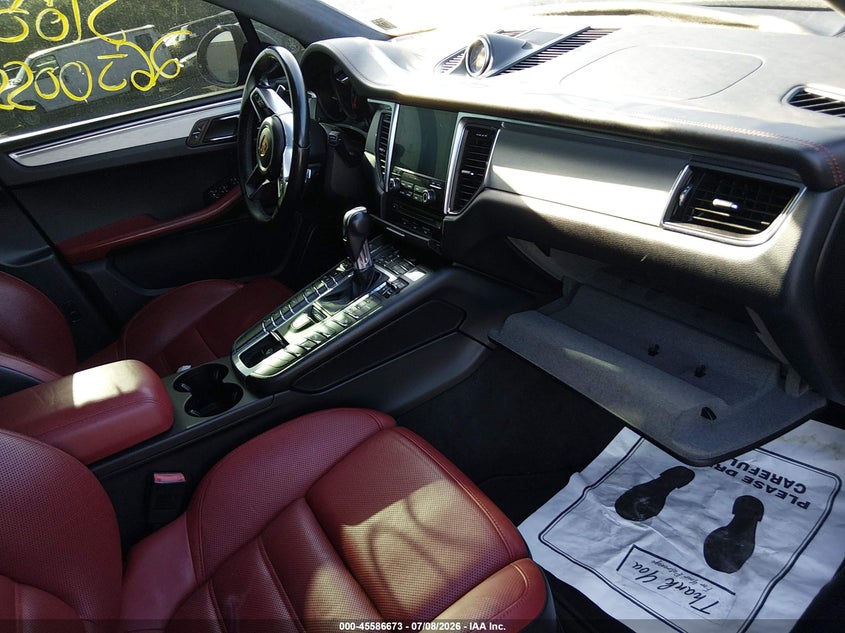 VIN WP1AF2A50HLB60932 2017 PORSCHE MACAN TURBO