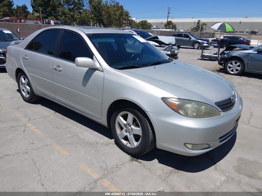 2003 TOYOTA CAMRY SE