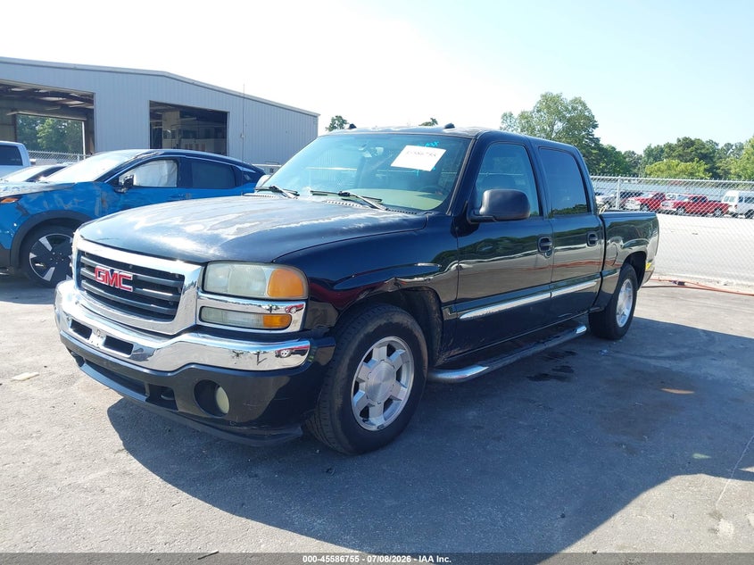 2005 GMC SIERRA 1500 auction photo 2