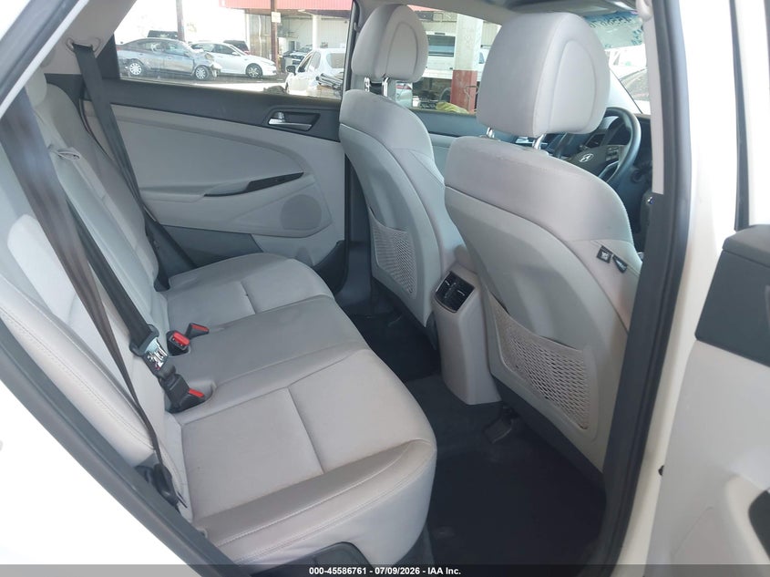 2018 Hyundai Tucson Value VIN: KM8J33A27JU703694 Lot: 45586761