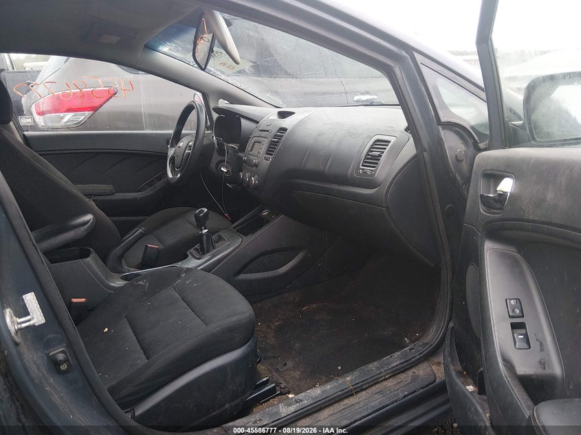 2016 KIA FORTE auction photo 5
