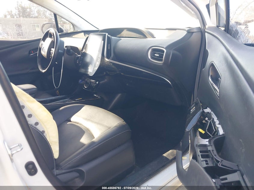 2021 TOYOTA PRIUS PRIME auction photo 5