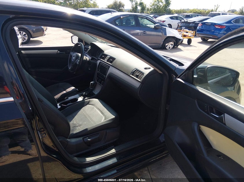 2013 Volkswagen Passat 2.0L Tdi Se VIN: 1VWBN7A37DC044560 Lot: 45586801