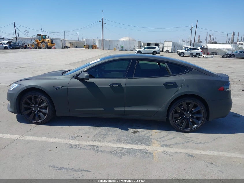 2016 Tesla Model S 60D/70D/75D/85D/90D VIN: 5YJSA1E27GF162371 Lot: 45586830