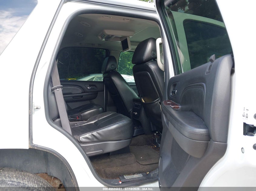 2007 GMC YUKON DENALI auction photo 8