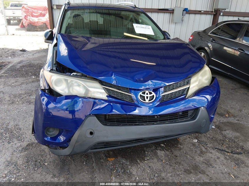 2015 TOYOTA RAV4 auction photo 6