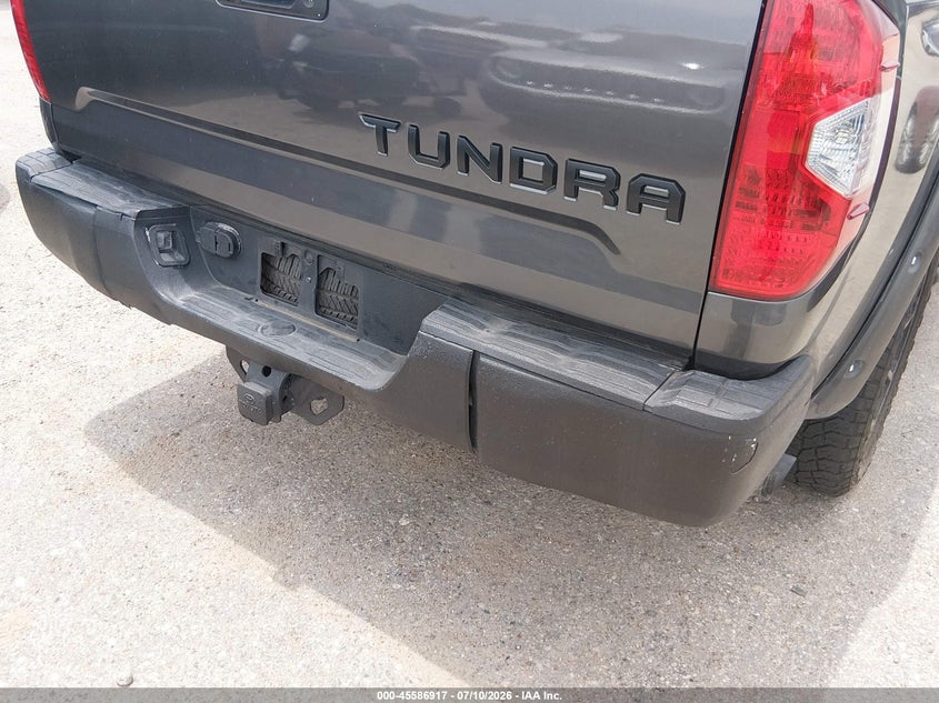 2017 TOYOTA TUNDRA auction photo 6