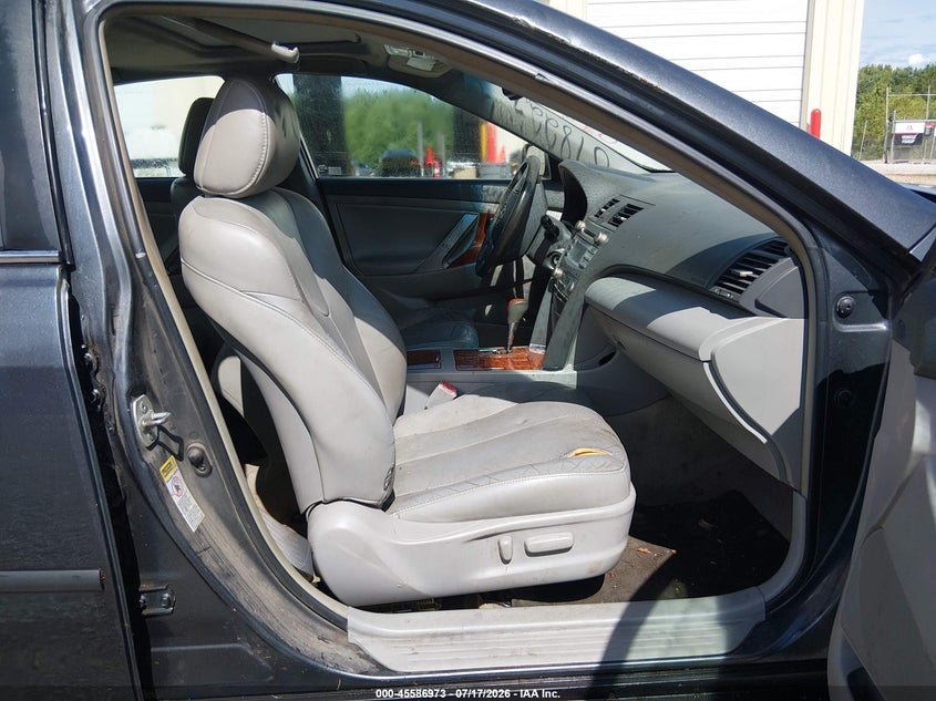 2009 TOYOTA CAMRY auction photo 5