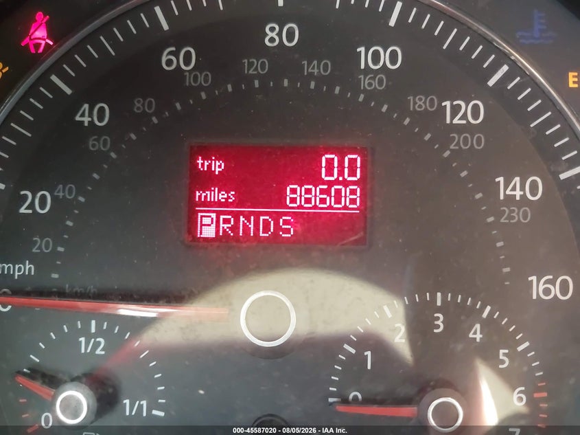 2006 VOLKSWAGEN NEW BEETLE auction photo 7
