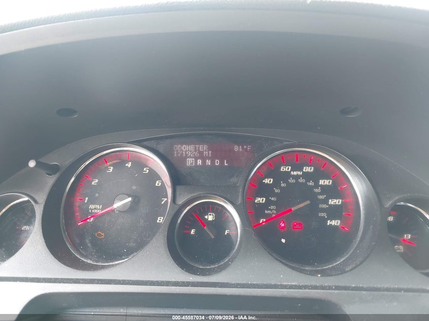 2010 GMC ACADIA auction photo 7