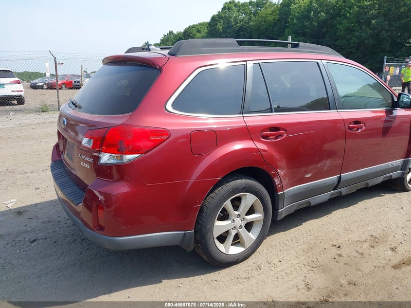 2014 SUBARU OUTBACK auction photo 4
