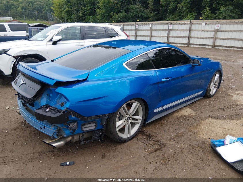 2019 FORD MUSTANG auction photo 4