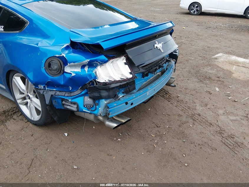 2019 FORD MUSTANG auction photo 6