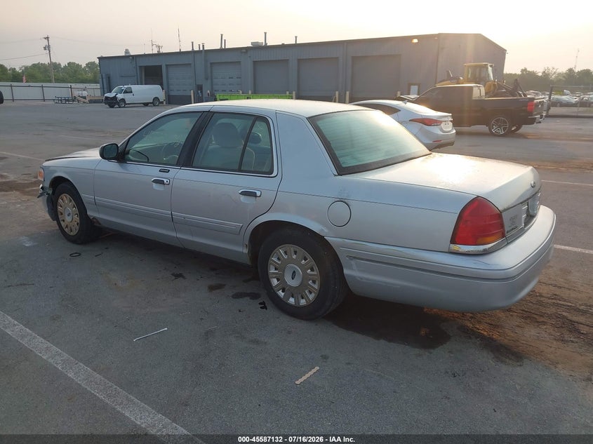 2003 Ford Crown Victoria Standard VIN: 2FAFP73WX3X149364 Lot: 45587132