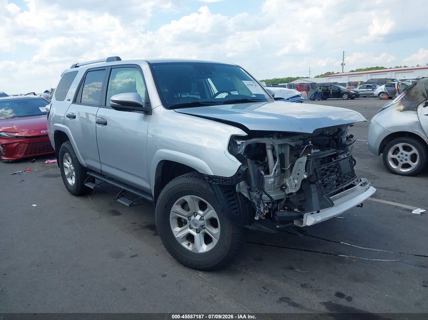 2024 TOYOTA 4RUNNER auction photo 1