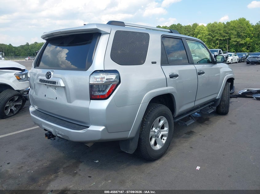 2024 TOYOTA 4RUNNER auction photo 4