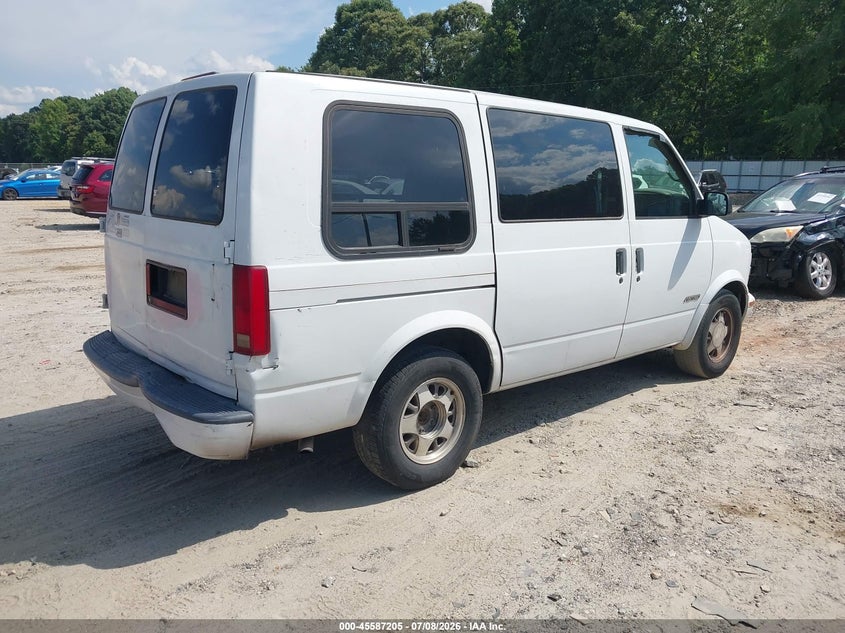 1998 CHEVROLET ASTRO auction photo 4