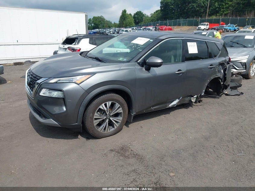 2021 Nissan Rogue, Left Side, IAAI, VIN 5N1AT3BB8MC818751 — photo 2