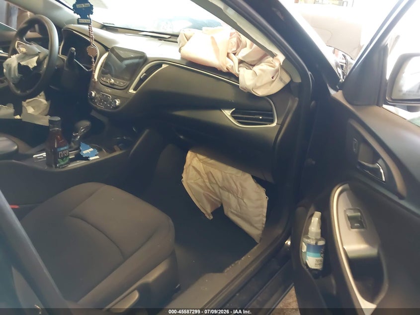 2023 CHEVROLET MALIBU auction photo 5