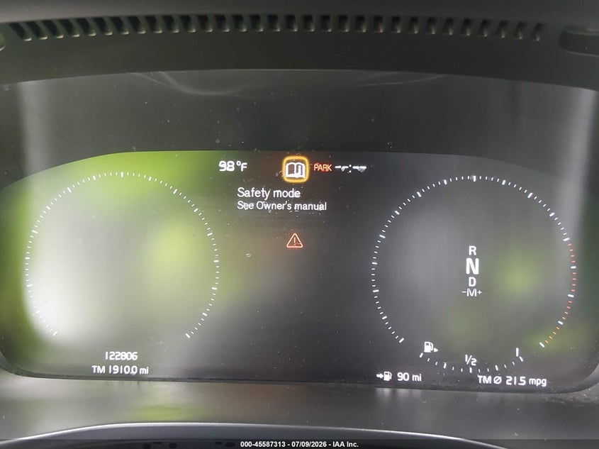 2020 VOLVO XC40 auction photo 7