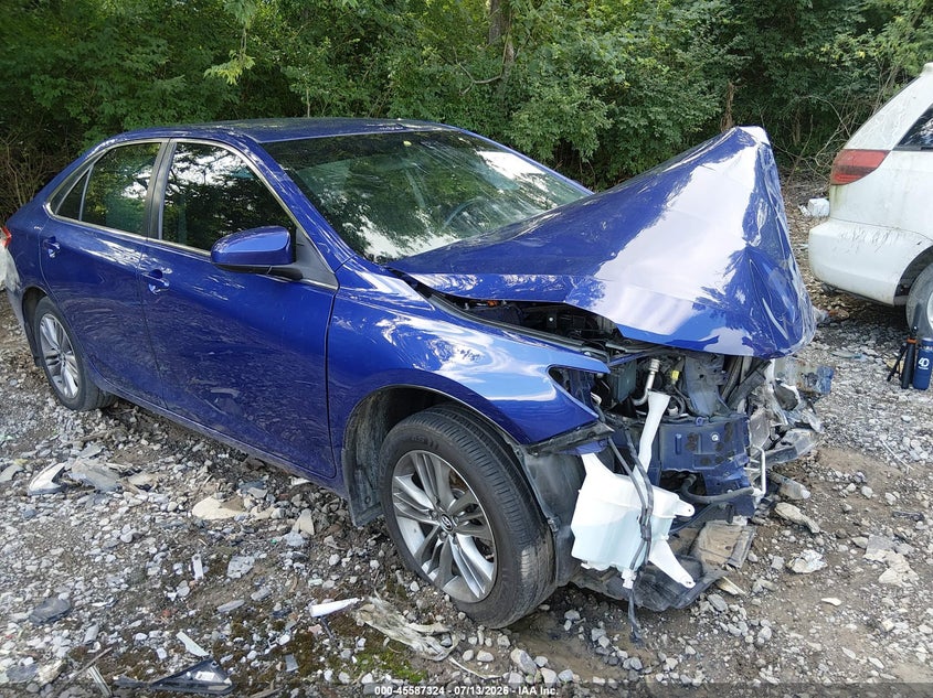 2015 TOYOTA CAMRY auction photo 1