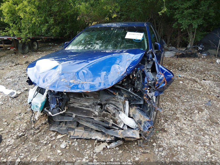 2015 TOYOTA CAMRY auction photo 6